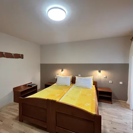 Na Logu - Farm Ambroz Gregorc