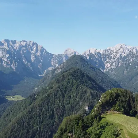 Alojamento de Turismo Rural Na Logu - Farm Ambroz Gregorc *