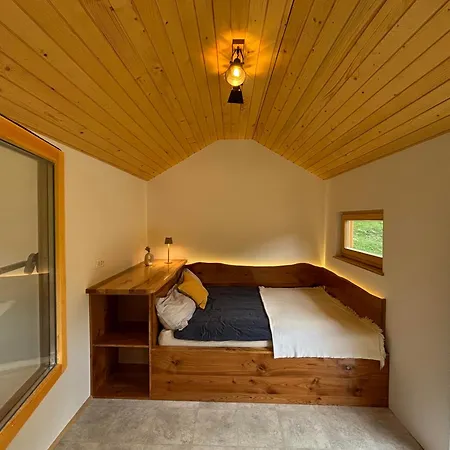 Na Logu - Farm Ambroz Gregorc * Solčava