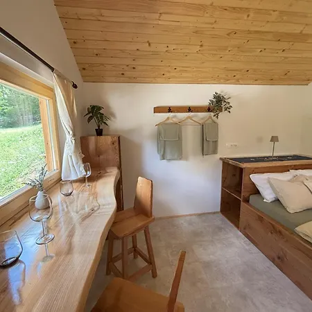 Na Logu - Farm Ambroz Gregorc Solcava